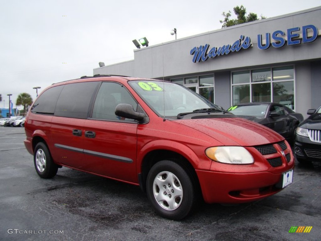 2003 Grand Caravan SE - Inferno Red Tinted Pearl / Taupe photo #2