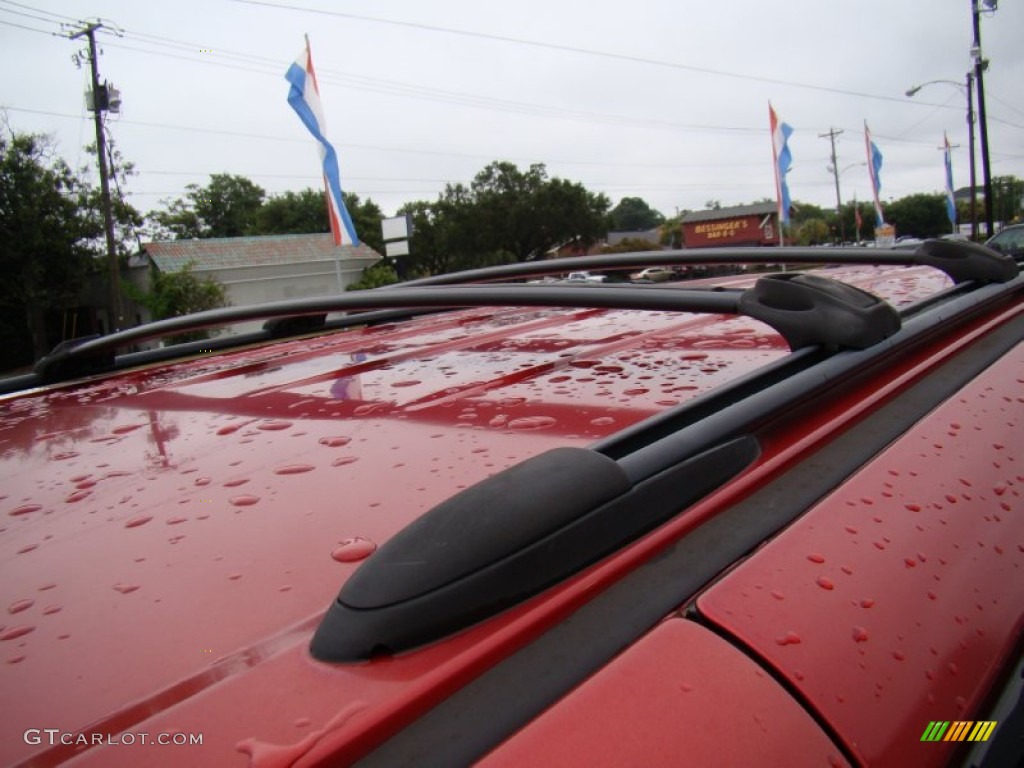 2003 Grand Caravan SE - Inferno Red Tinted Pearl / Taupe photo #29
