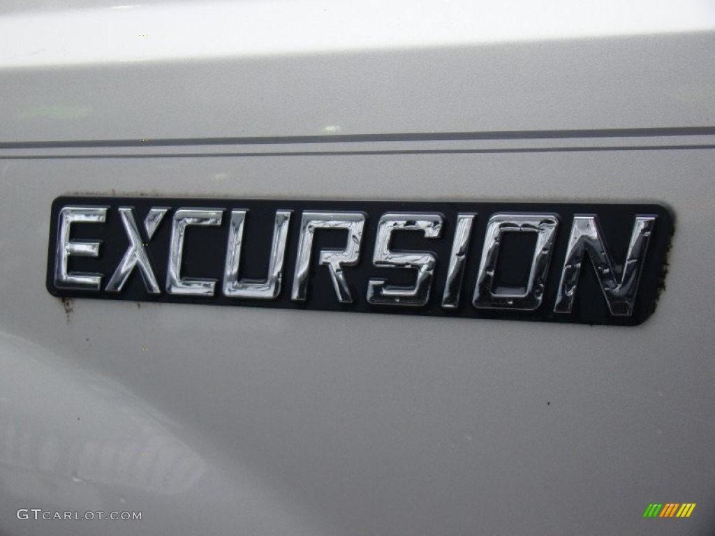 2004 Ford Excursion XLT 4x4 Marks and Logos Photo #84640217