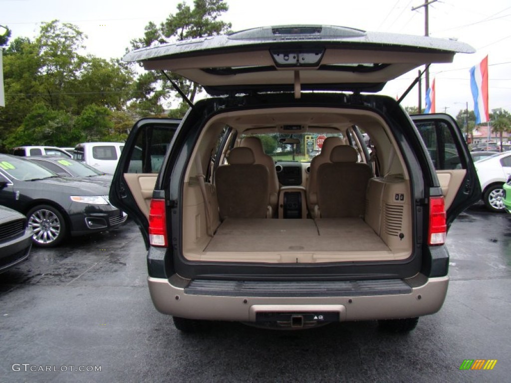 2003 Ford Expedition Eddie Bauer 4x4 Trunk Photo #84642125