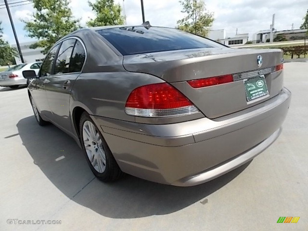 2002 7 Series 745i Sedan - Kalahari Beige Metallic / Beige III photo #8