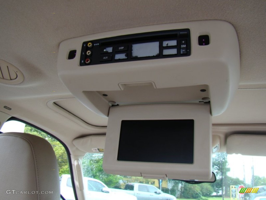 2003 Ford Expedition Eddie Bauer 4x4 Entertainment System Photo #84642254