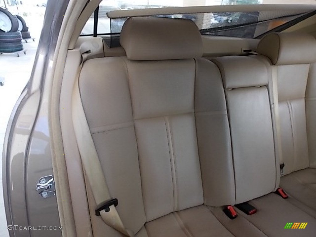 2002 7 Series 745i Sedan - Kalahari Beige Metallic / Beige III photo #25