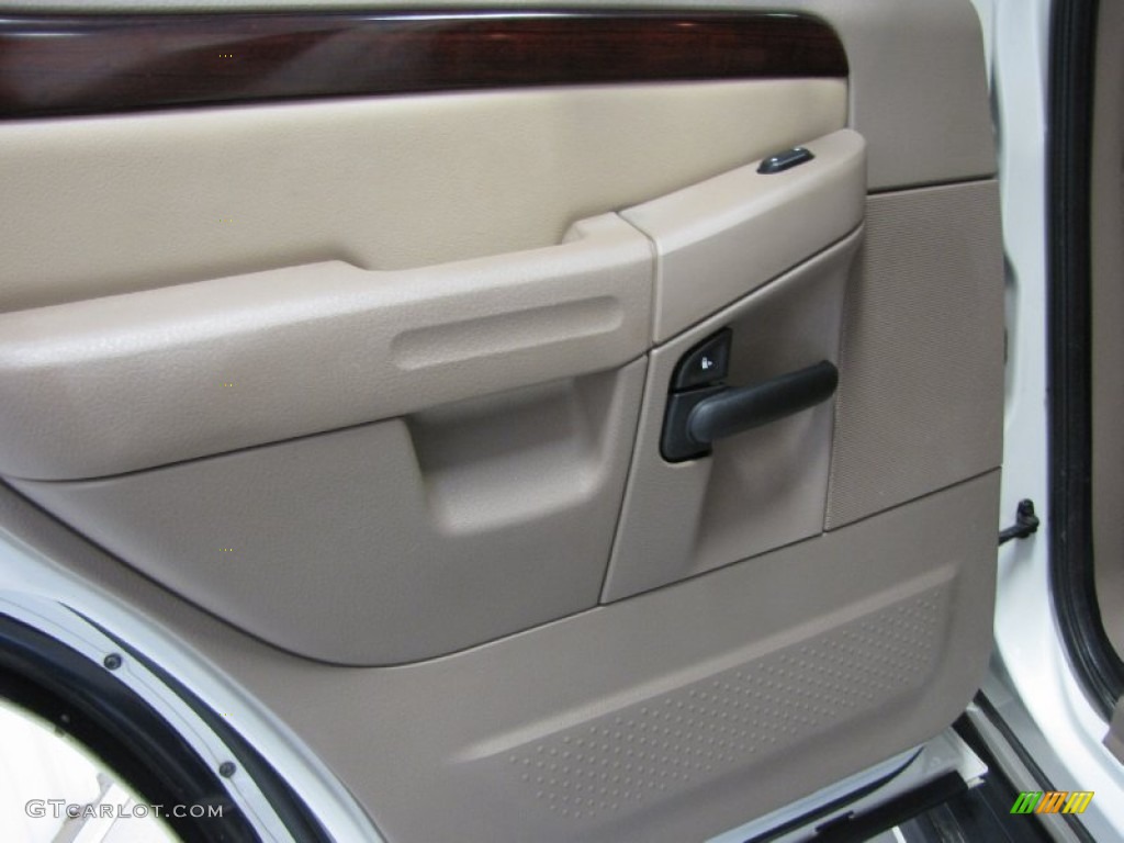 2003 Explorer Limited 4x4 - Oxford White / Medium Parchment Beige photo #14