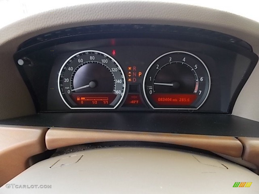 2002 BMW 7 Series 745i Sedan Gauges Photos