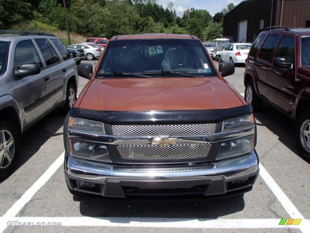 2005 Colorado LS Crew Cab 4x4 - Sunburst Orange Metallic / Very Dark Pewter photo #2