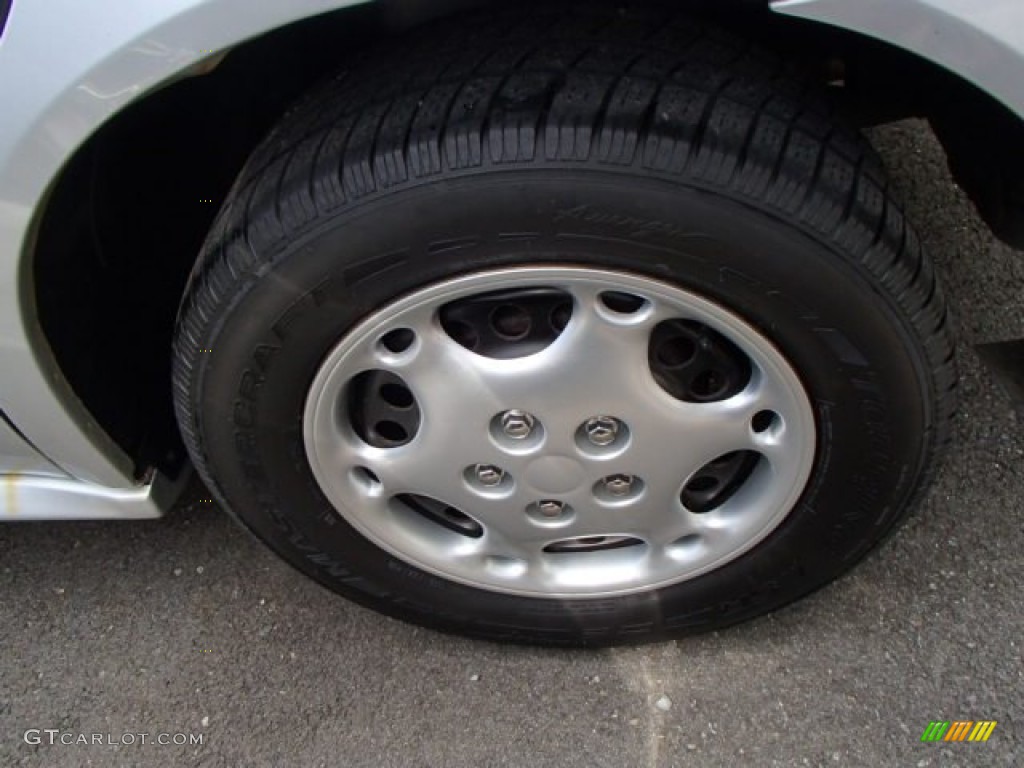 2003 Oldsmobile Alero GX Sedan Wheel Photos