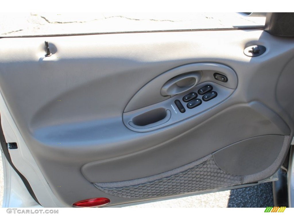 1998 Ford Taurus SE Door Panel Photos