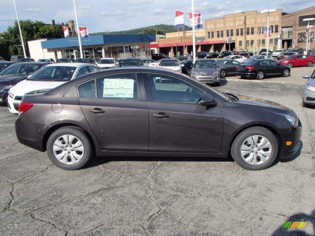 2014 Cruze LS - Tungsten Metallic / Jet Black/Medium Titanium photo #1