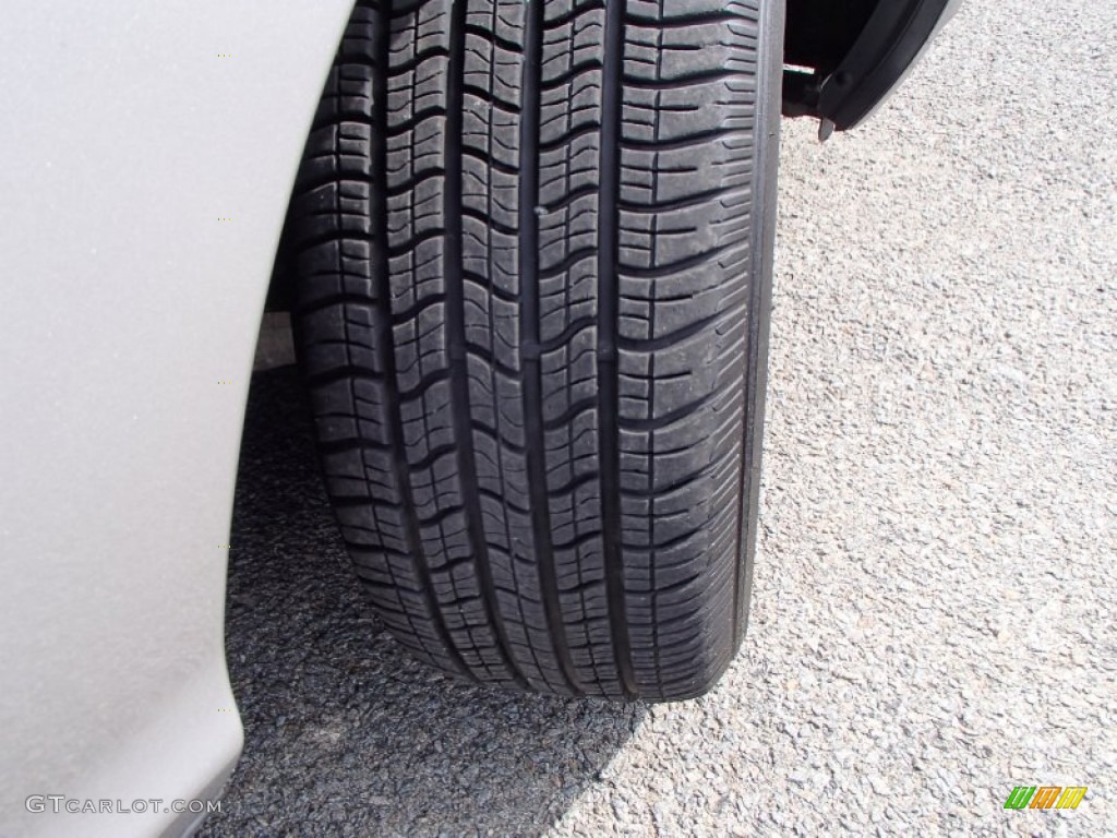 2006 Grand Marquis LS - Silver Birch Metallic / Charcoal Black photo #25