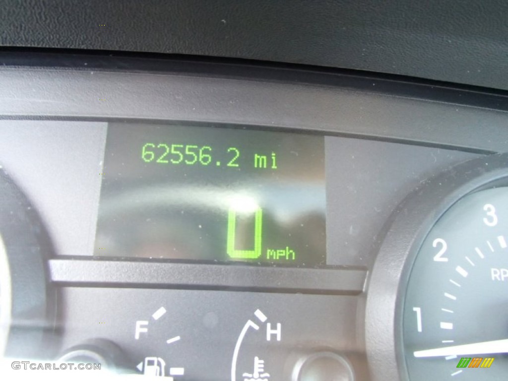 2006 Grand Marquis LS - Silver Birch Metallic / Charcoal Black photo #28