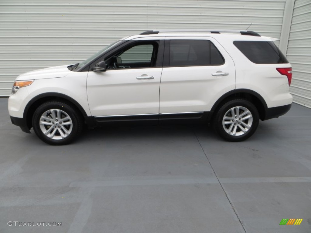 2013 Explorer XLT - Oxford White / Charcoal Black photo #6