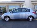 Arctic Blue - Versa 1.8 S Hatchback Photo No. 2