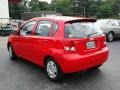 2004 Victory Red Chevrolet Aveo Special Value Hatchback  photo #7