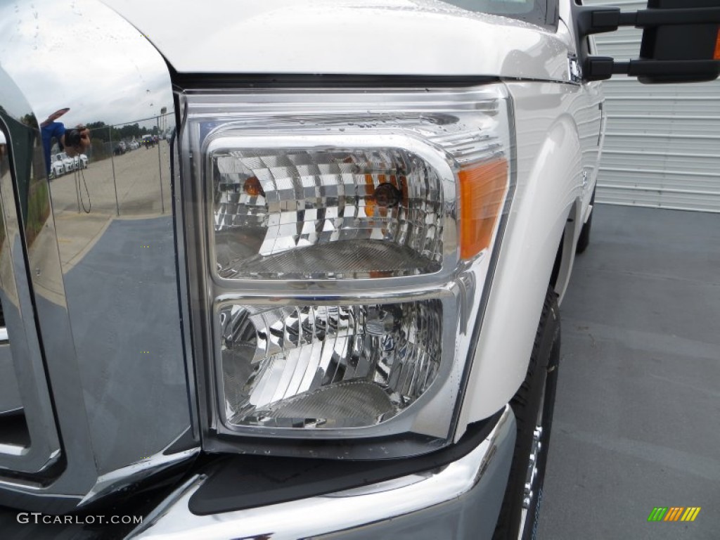 2014 F250 Super Duty Lariat Crew Cab 4x4 - White Platinum Tri-Coat / Black photo #9