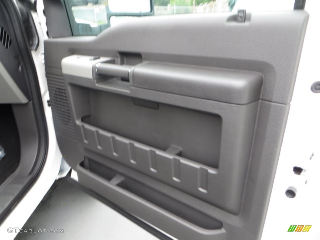 2014 F250 Super Duty Lariat Crew Cab 4x4 - White Platinum Tri-Coat / Black photo #18