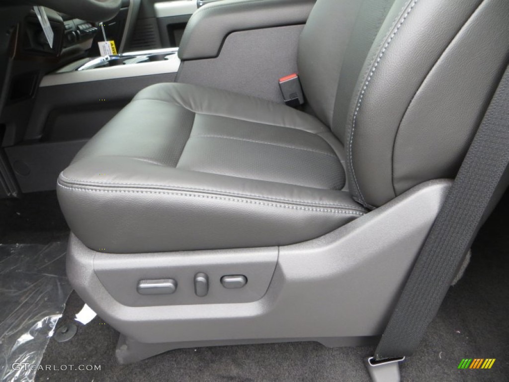 2014 F250 Super Duty Lariat Crew Cab 4x4 - White Platinum Tri-Coat / Black photo #26