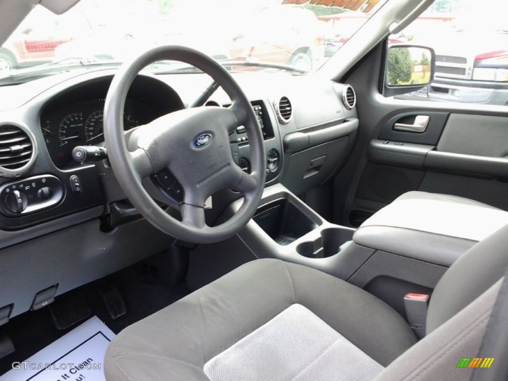 2003 Expedition XLT 4x4 - True Blue Metallic / Flint Grey photo #22