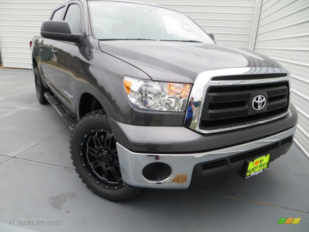 2013 Tundra TSS CrewMax - Magnetic Gray Metallic / Graphite photo #2