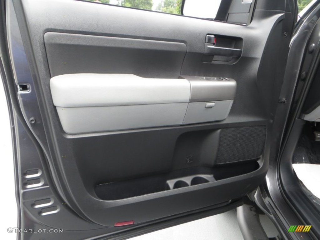 2013 Tundra TSS CrewMax - Magnetic Gray Metallic / Graphite photo #20