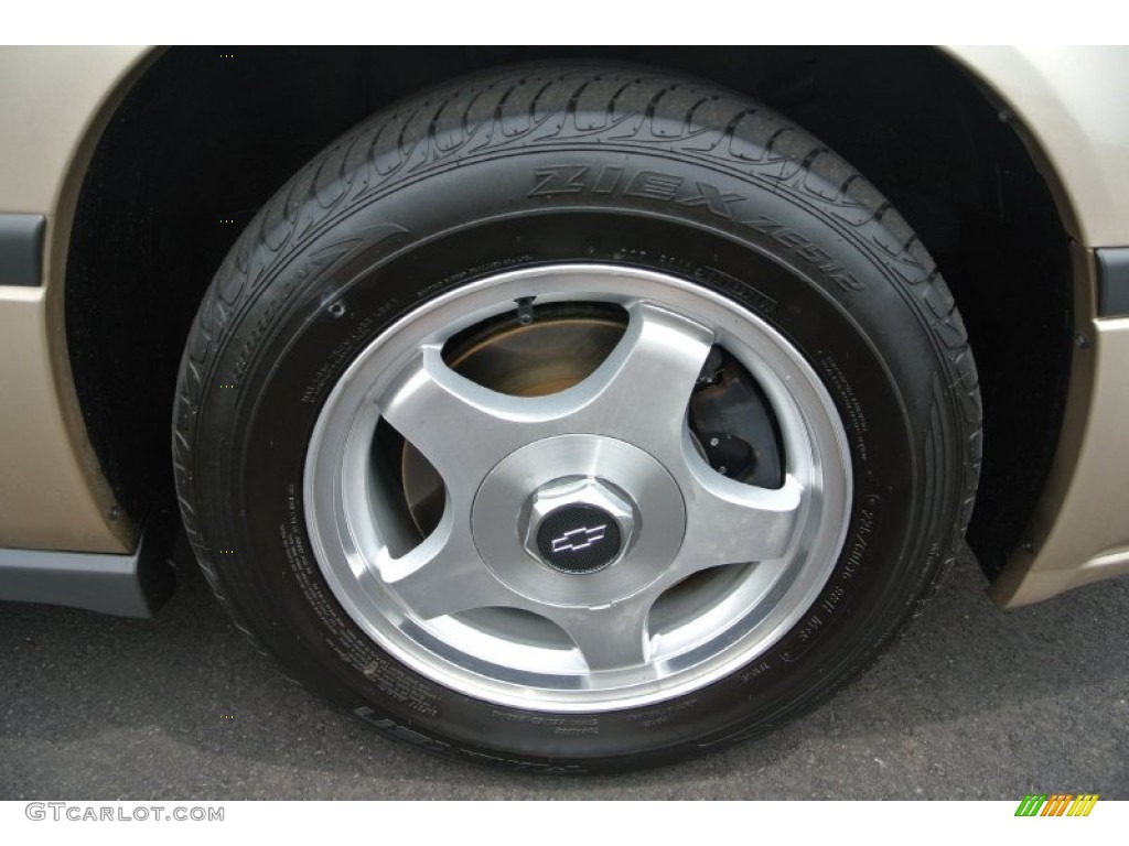 2005 Chevrolet Impala Standard Impala Model Wheel Photos