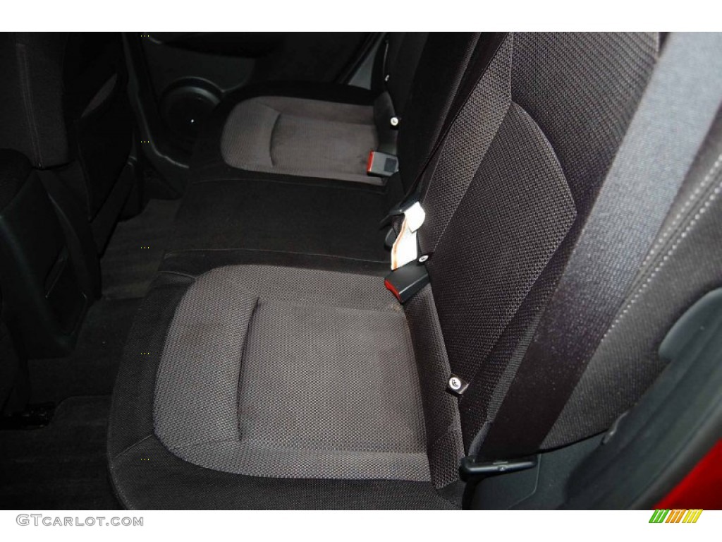 2011 Rogue SV - Cayenne Red / Black photo #13