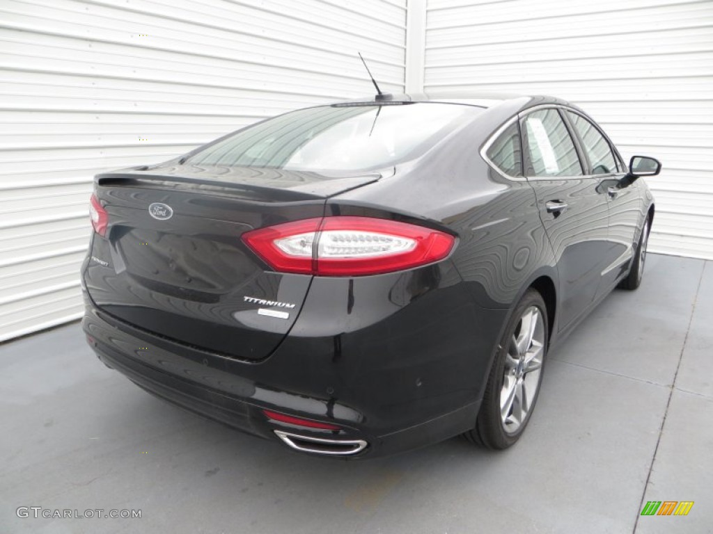 2013 Fusion Titanium - Tuxedo Black Metallic / Charcoal Black photo #4