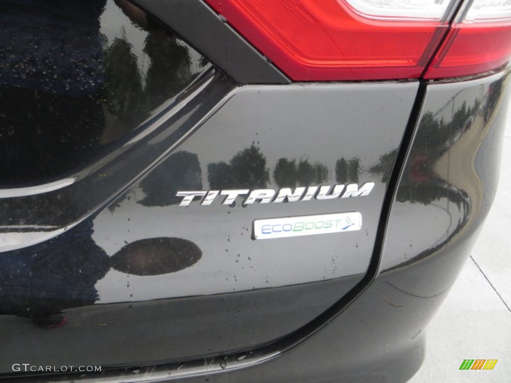 2013 Fusion Titanium - Tuxedo Black Metallic / Charcoal Black photo #8