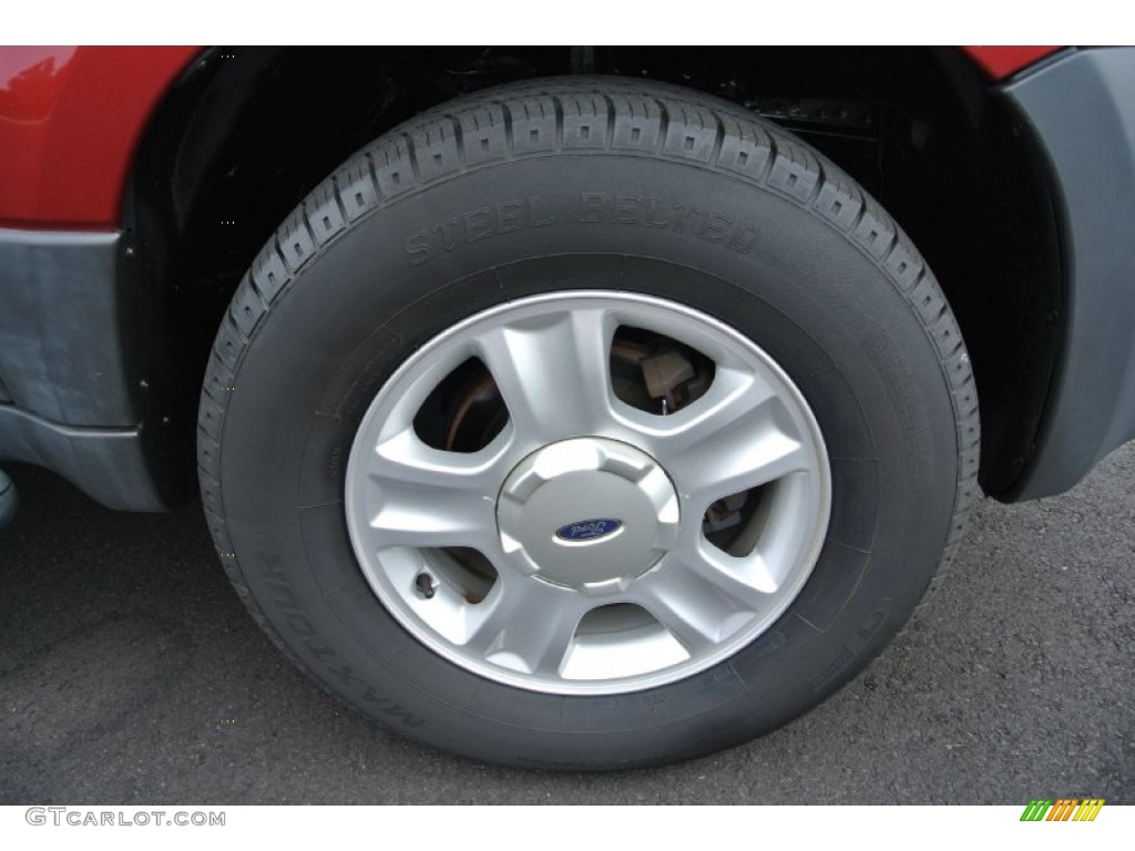 2004 Ford Escape XLT V6 Wheel Photos