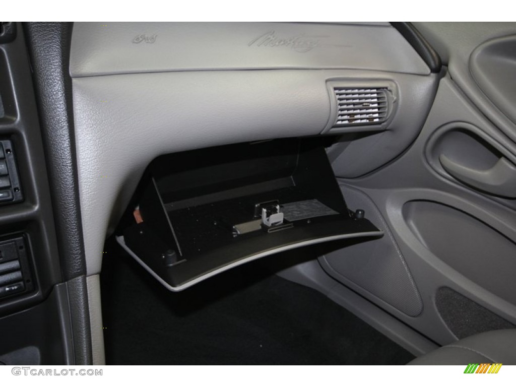 2000 Mustang GT Convertible - Amazon Green Metallic / Medium Graphite photo #20