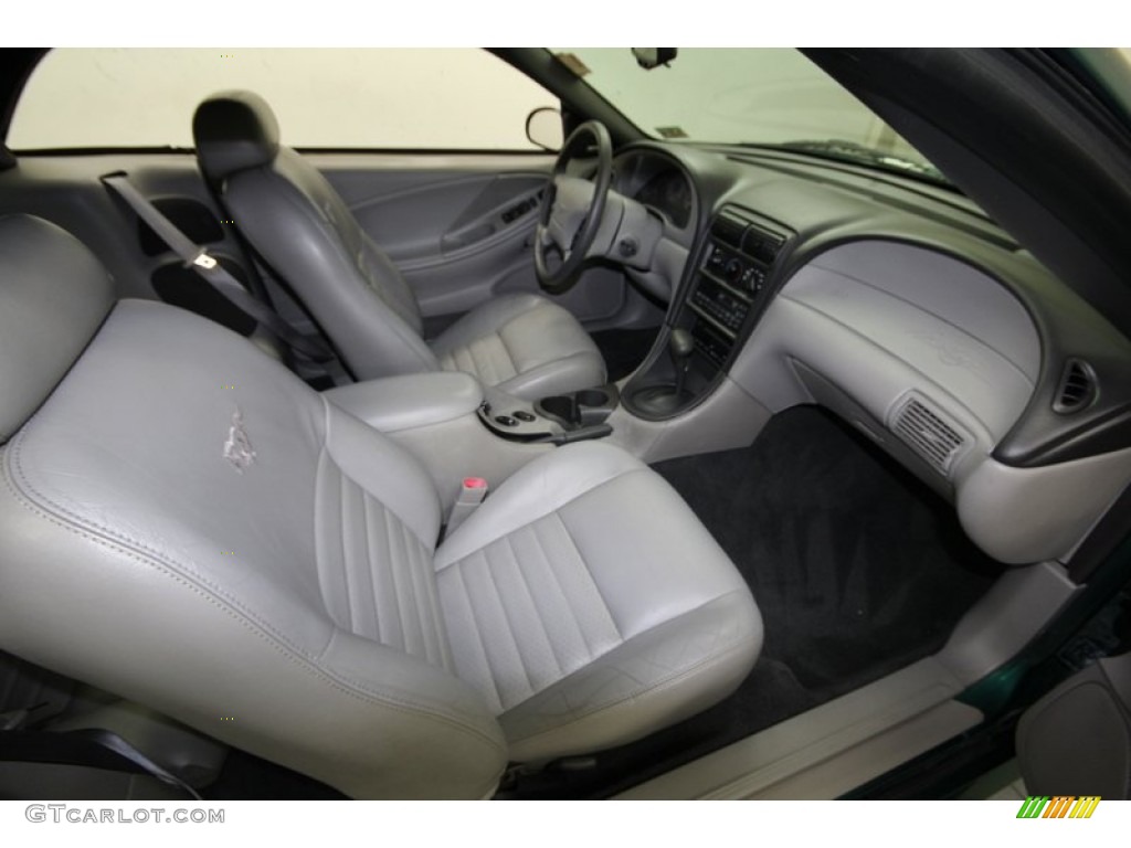 Medium Graphite Interior 2000 Ford Mustang GT Convertible Photo #84662640