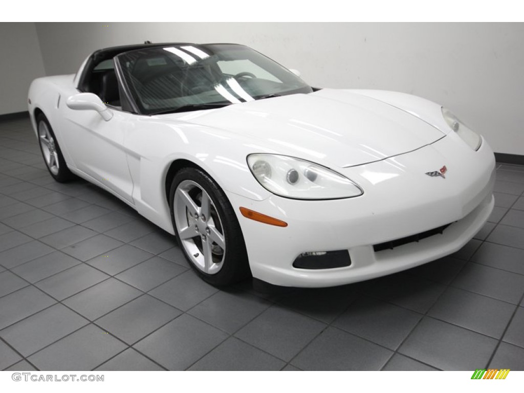 Arctic White 2005 Chevrolet Corvette Coupe Exterior Photo #84667943