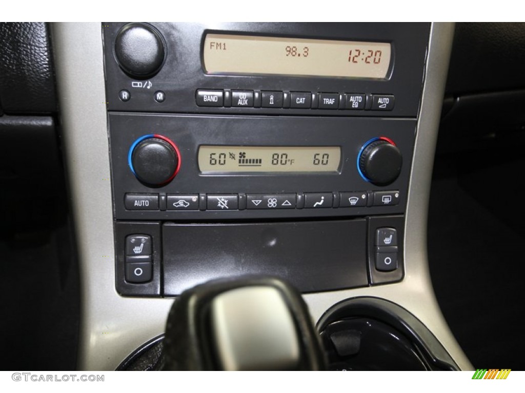 2005 Chevrolet Corvette Coupe Controls Photo #84668009