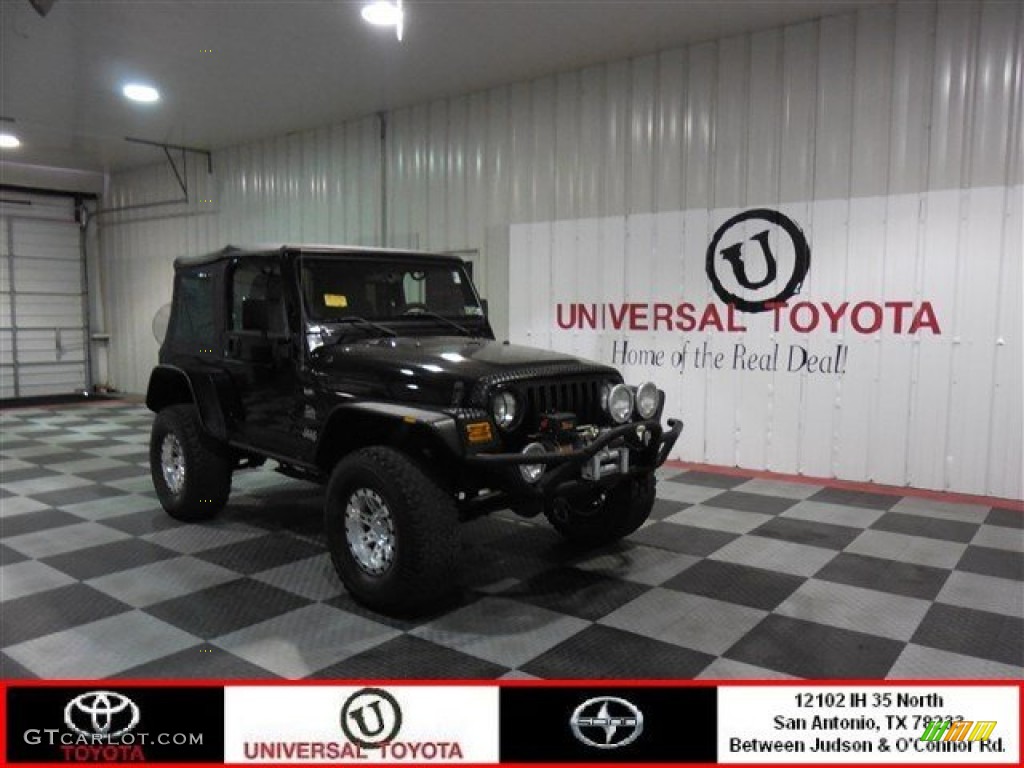 2004 Wrangler Sahara 4x4 - Black / Dark Slate Gray photo #1