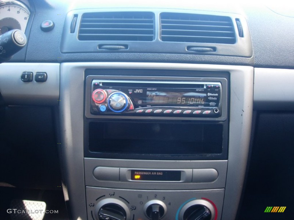2006 Cobalt LT Coupe - Summit White / Gray photo #3