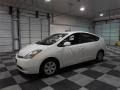 Super White - Prius Hybrid Photo No. 4