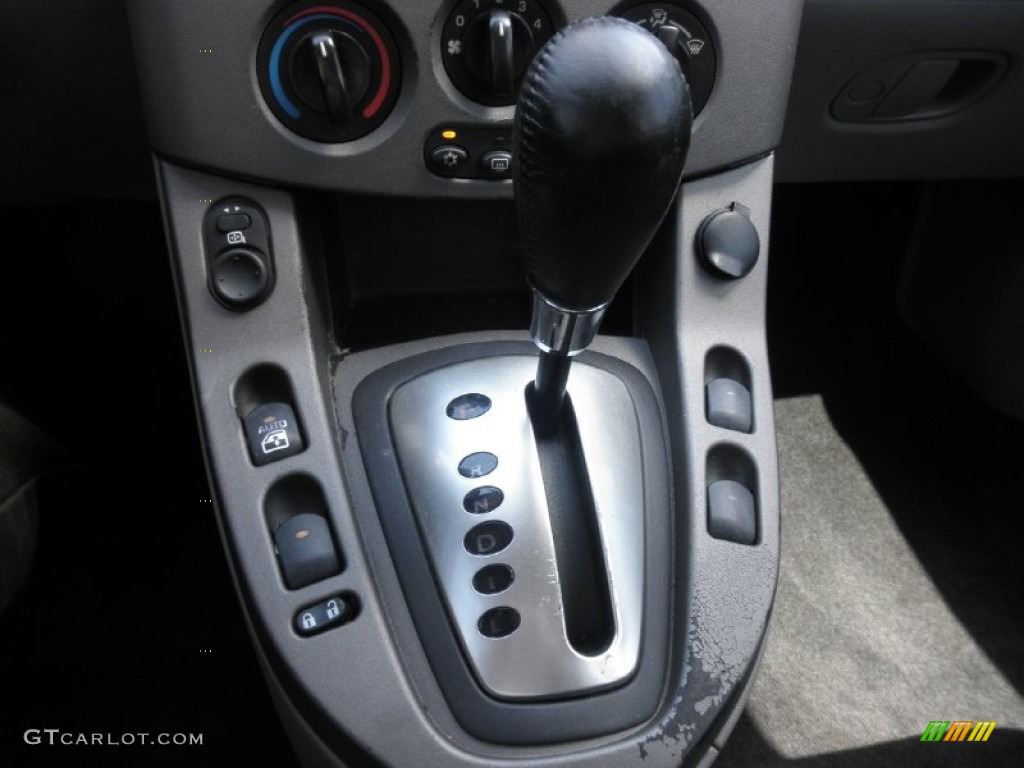 2005 VUE V6 - Pacific Blue / Ebony photo #8