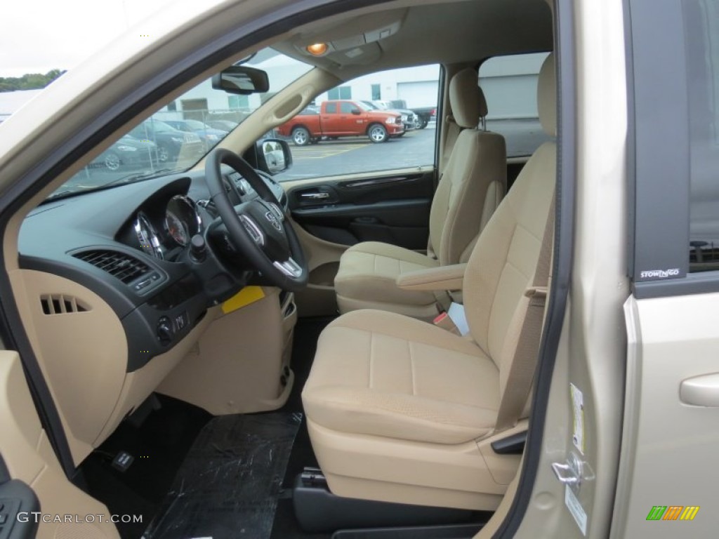 2014 Grand Caravan SE - Cashmere Pearl / Black/Sandstorm photo #6