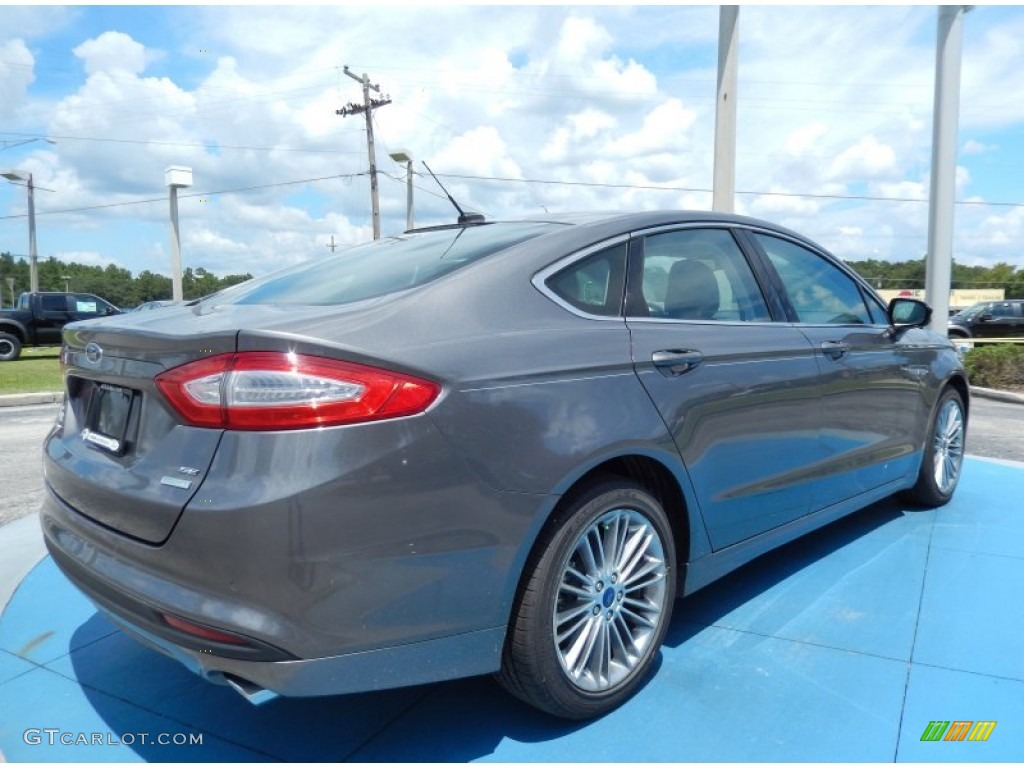 2013 Fusion SE 1.6 EcoBoost - Sterling Gray Metallic / Charcoal Black photo #3