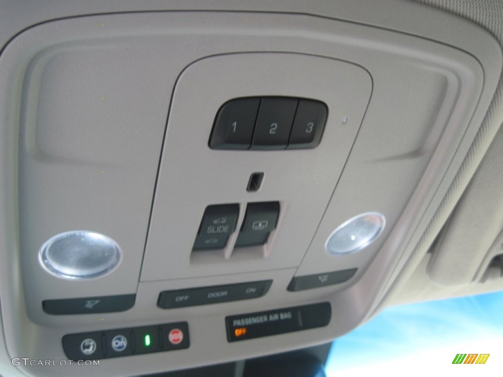 2014 Cadillac XTS Vsport Premium AWD Controls Photo #84674939