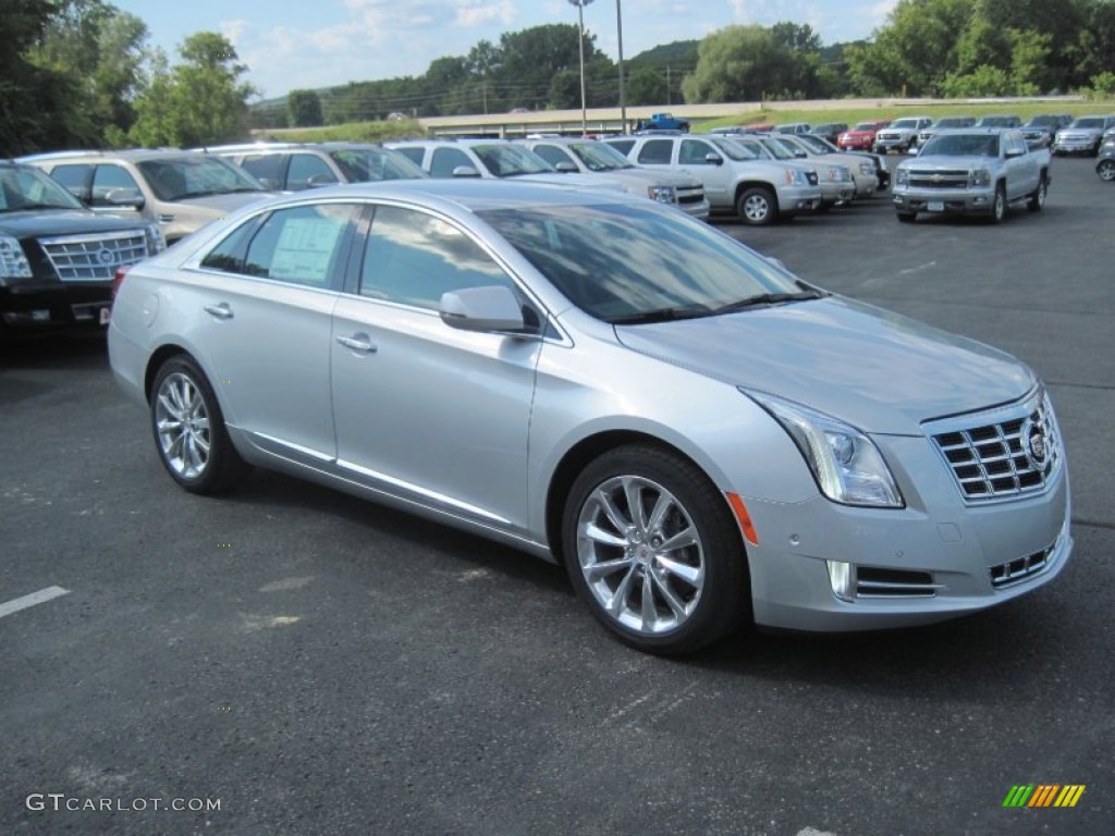 Radiant Silver Metallic 2014 Cadillac XTS Luxury FWD Exterior Photo #84675092