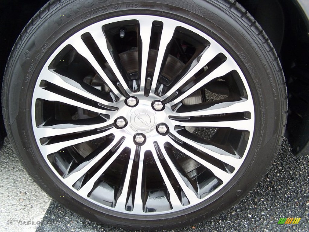 2012 Chrysler 300 S V8 Wheel Photos