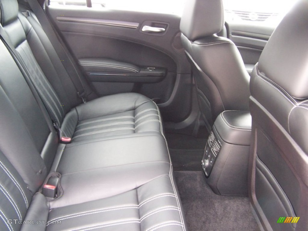 2012 Chrysler 300 S V8 Rear Seat Photo #84676490