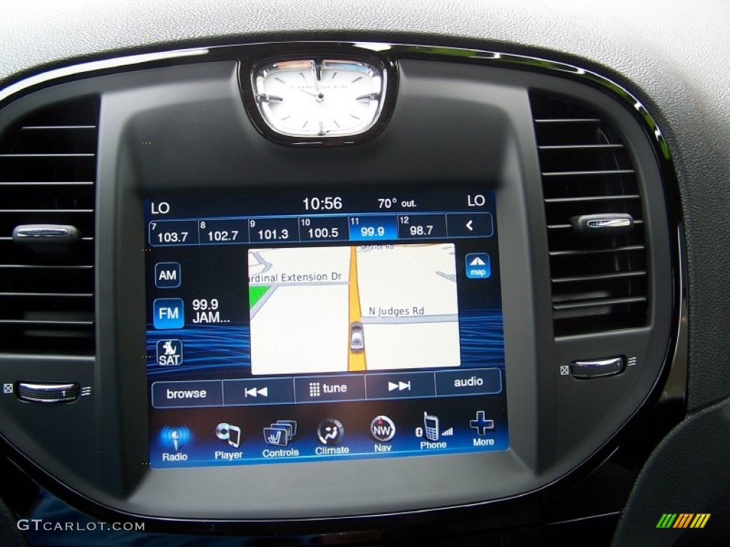 2012 Chrysler 300 S V8 Navigation Photos