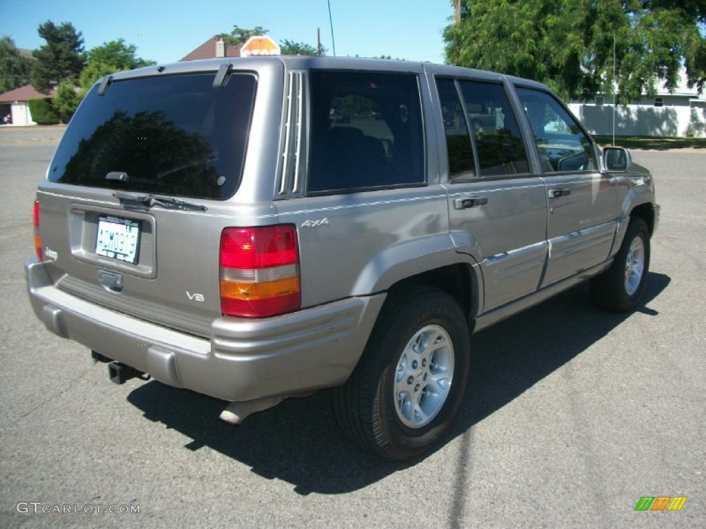1997 Grand Cherokee Limited 4x4 - Bright Platinum Metallic / Agate Black photo #2