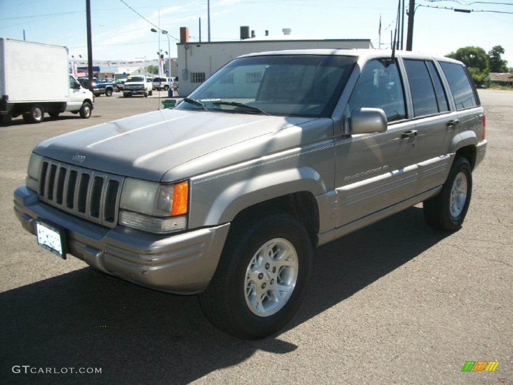 1997 Grand Cherokee Limited 4x4 - Bright Platinum Metallic / Agate Black photo #5