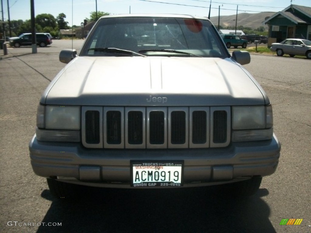 1997 Grand Cherokee Limited 4x4 - Bright Platinum Metallic / Agate Black photo #6