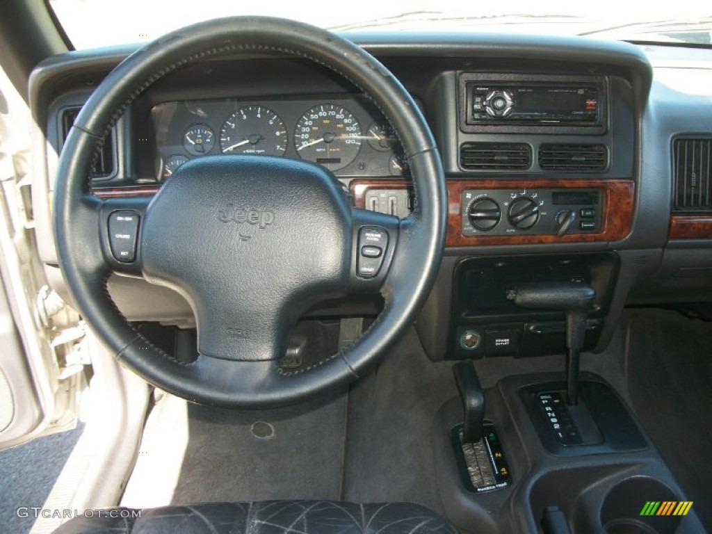 1997 Grand Cherokee Limited 4x4 - Bright Platinum Metallic / Agate Black photo #11
