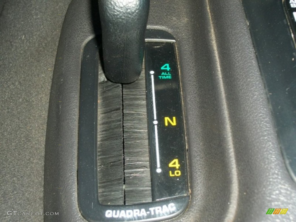 1997 Grand Cherokee Limited 4x4 - Bright Platinum Metallic / Agate Black photo #16