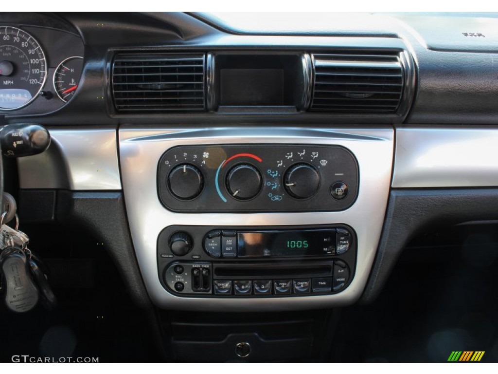 2005 Chrysler Sebring Touring Sedan Controls Photo #84679781